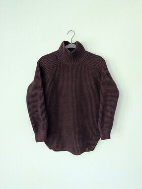 Roots Canada Wool Blend Turtleneck Waffle Knit Sweater Dark Burgundy